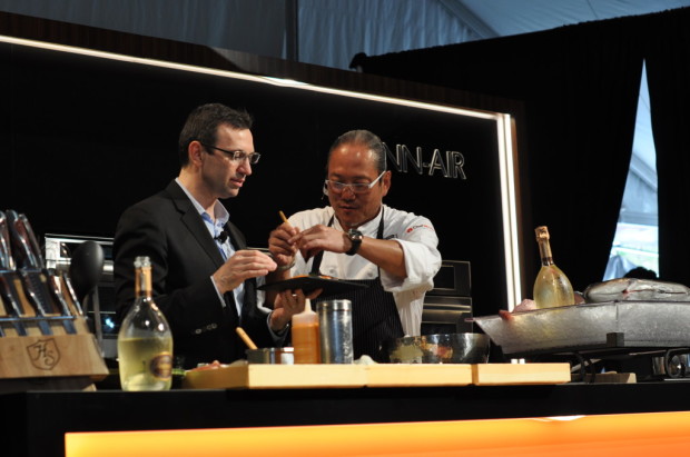 Morimoto puts the final touches on Panaiotis's sushi